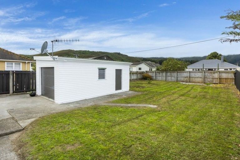 Photo of property in 380 Cambridge Terrace, Naenae, Lower Hutt, 5011