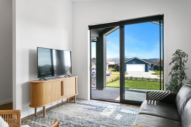Photo of property in 49 Harakeke Drive, Wharewaka, Taupo, 3330