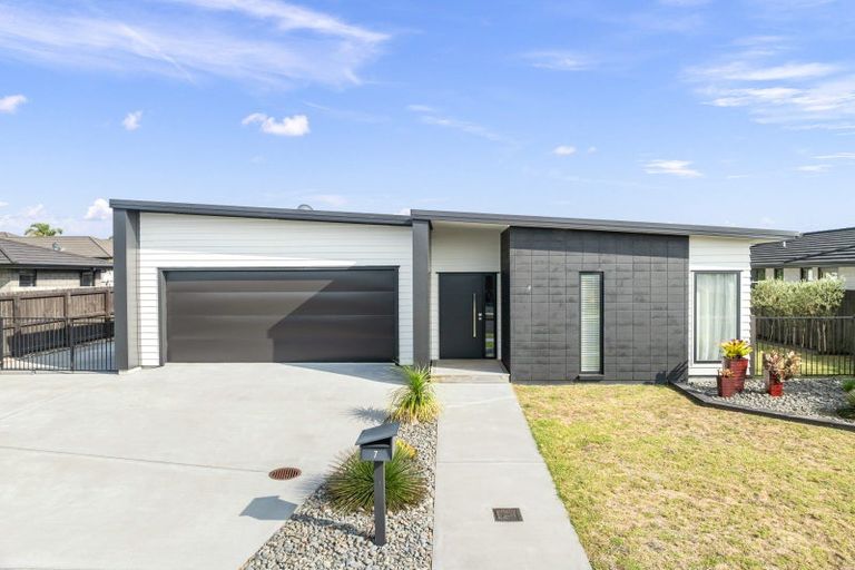 Photo of property in 7 Olney Court, One Tree Point, 0118