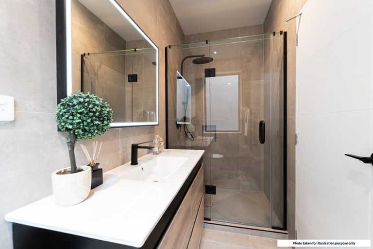 Photo of property in 3 Riroriro Road, Hobsonville, Auckland, 0616