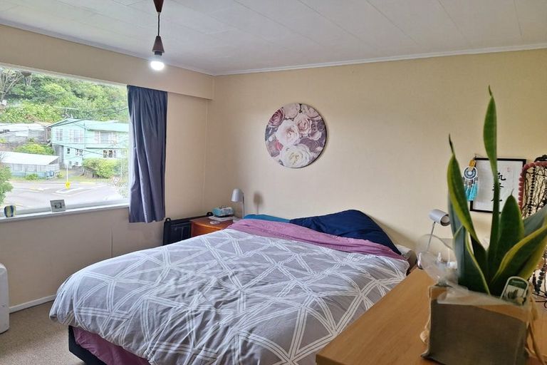 Photo of property in 52 Awarua Street, Ngaio, Wellington, 6035