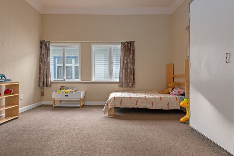 Photo of property in 298 Ruahine Street, Terrace End, Palmerston North, 4410