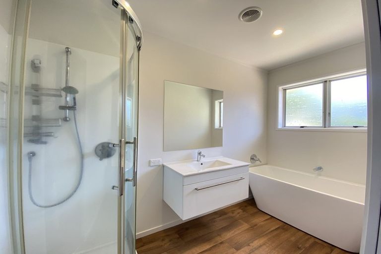 Photo of property in 1/6a Poseidon Place, Half Moon Bay, Auckland, 2012