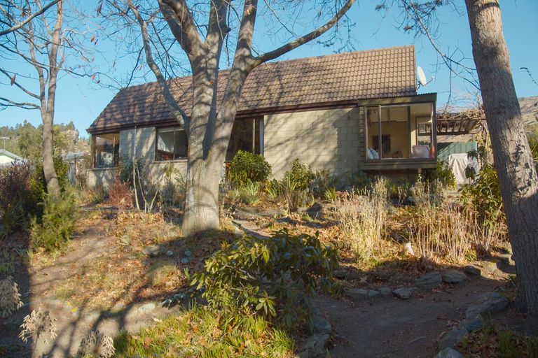 Photo of property in 2 Jedburgh Street, Roxburgh, 9500