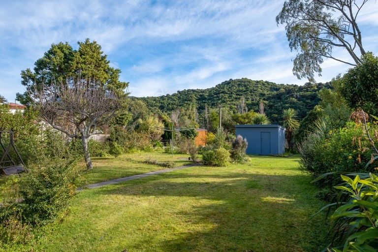Photo of property in 113a Waikawa Road, Picton, 7220
