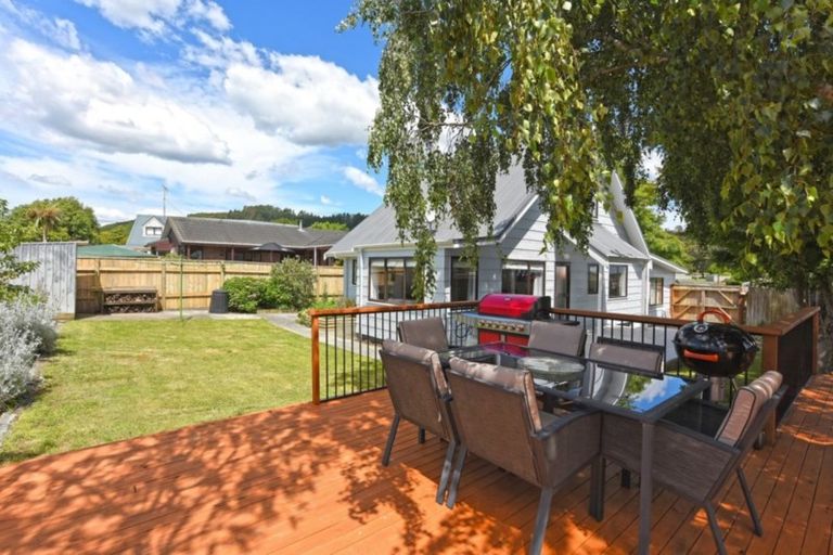 Photo of property in 14 Donegal Grove, Birchville, Upper Hutt, 5018