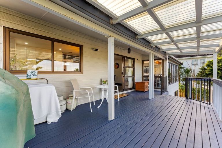 Photo of property in 34 Spinnaker Drive, Te Atatu Peninsula, Auckland, 0610