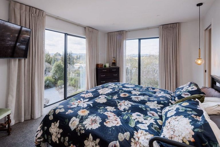 Photo of property in 31 Lakewood Lane, Cambridge, 3434