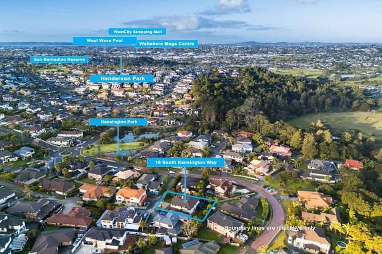 Photo of property in 19 South Kensington Way, Henderson, Auckland, 0612