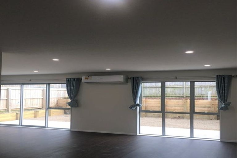 Photo of property in 290 Jack Lachlan Drive, Beachlands, Auckland, 2018