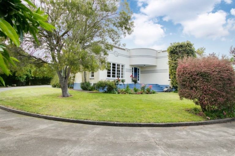Photo of property in 55 Te Mata Road, Havelock North, 4130