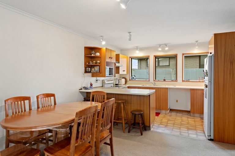 Photo of property in 107 Reynolds Avenue, Bishopdale, Christchurch, 8053