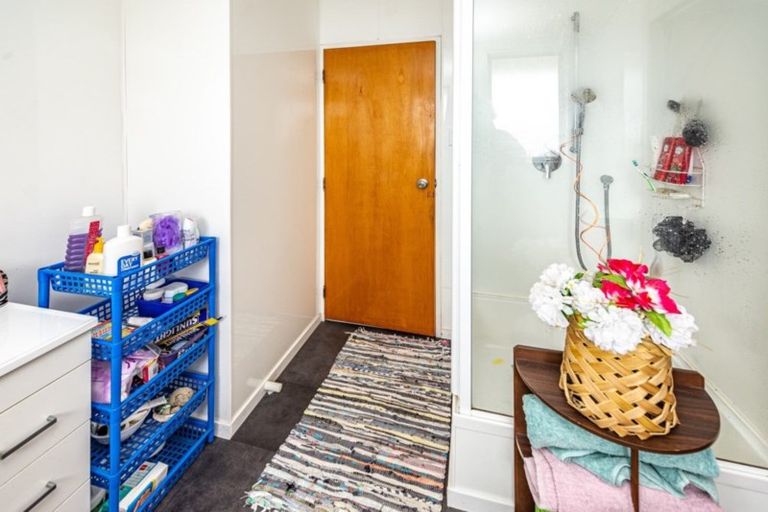 Photo of property in 35 Raupo Street, Castlecliff, Whanganui, 4501