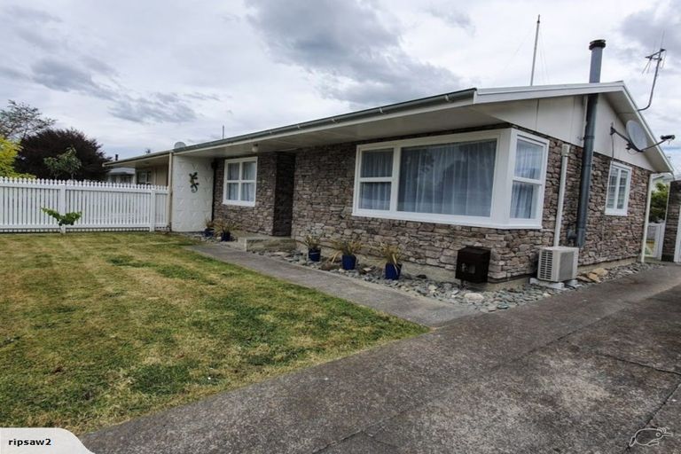 Photo of property in 817 Lawrence Street, Akina, Hastings, 4122
