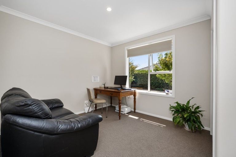 Photo of property in 70 Golden Sands Drive, Papamoa Beach, Papamoa, 3118