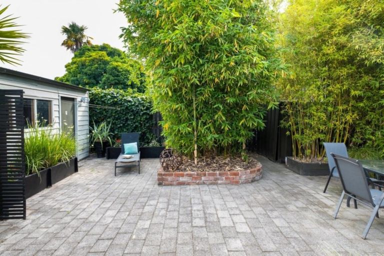 Photo of property in 2 Paradise Road, Napier South, Napier, 4110