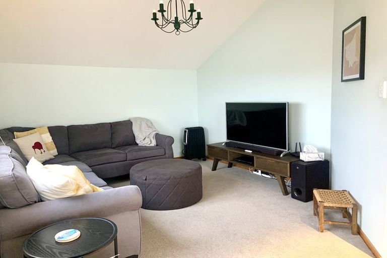 Photo of property in 1/56 Major Hornbrook Road, Mount Pleasant, Christchurch, 8081