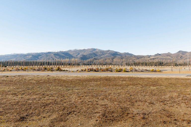 Photo of property in 6 Highlands Avenue, Cromwell, 9384