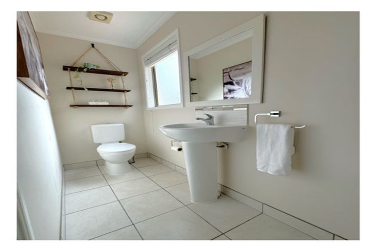 Photo of property in 41 Millennial Way, Orewa, 0931