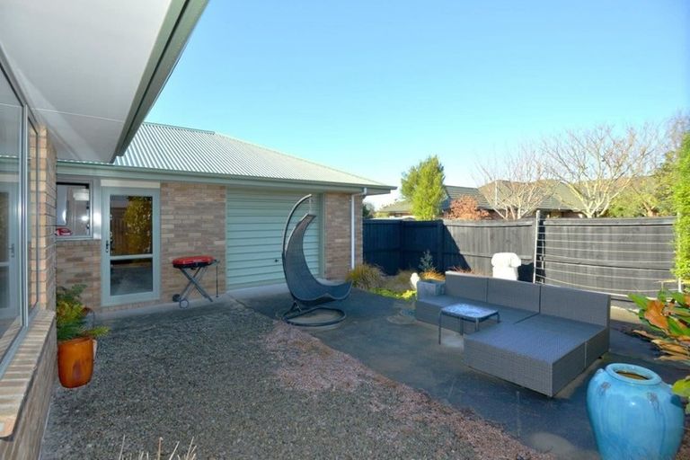 Photo of property in 11 Kohi Drive, Parklands, Christchurch, 8083
