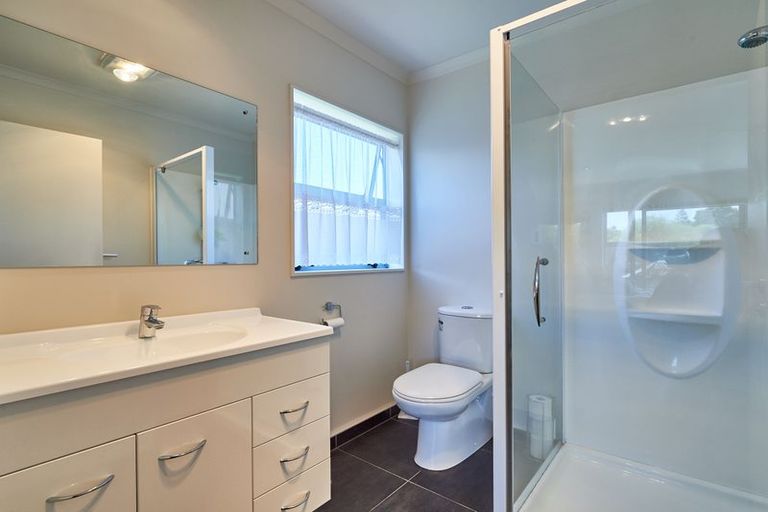 Photo of property in 1 Millbrook Place, Ashhurst, 4810