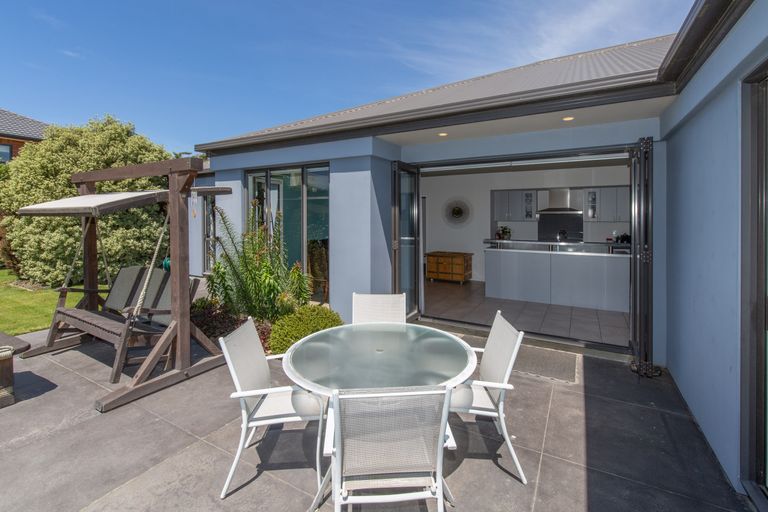 Photo of property in 15 Mistral Road, Northwood, Christchurch, 8051