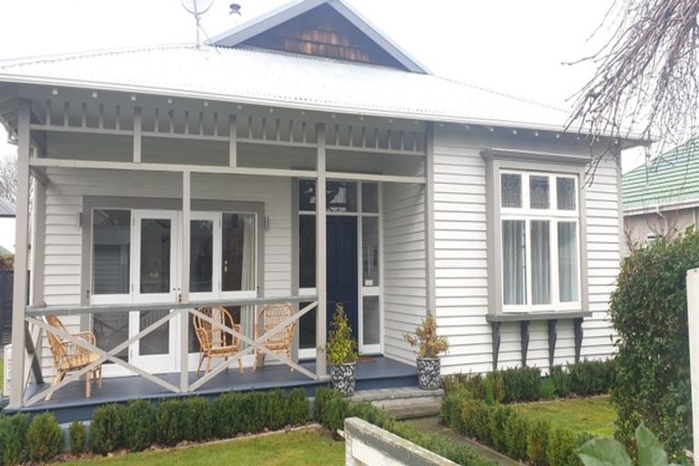Photo of property in 132 Innes Road, St Albans, Christchurch, 8052