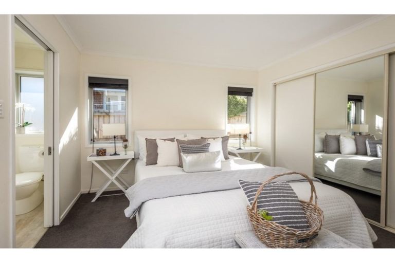 Photo of property in 32 Edgeware Road, St Albans, Christchurch, 8014