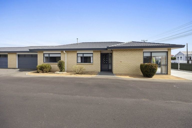 Photo of property in 80 Argyle Street, Hawera, 4610