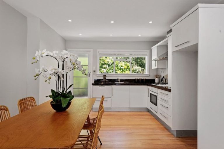 Photo of property in 1/19 Hewitts Road, Merivale, Christchurch, 8014