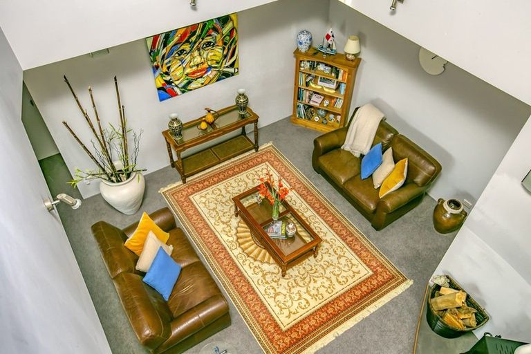 Photo of property in 89 Sutherland Drive, Martinborough, 5781