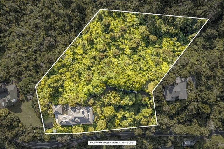 Photo of property in 291 Forest Hill Road, Waiatarua, Auckland, 0612