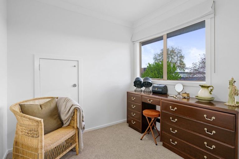 Photo of property in 5 Cooper Crescent, Cambridge, 3434