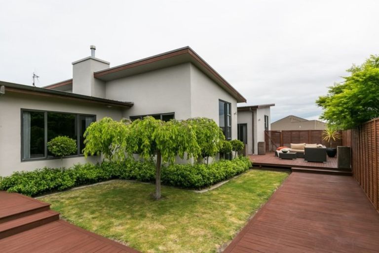 Photo of property in 24 Brooklands Drive, Havelock North, 4130