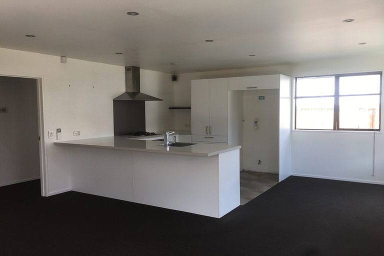 Photo of property in 2/644 Barbadoes Street, Edgeware, Christchurch, 8013