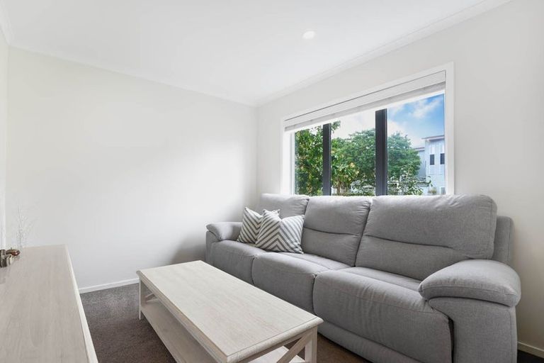 Photo of property in 40 Buckley Avenue, Hobsonville, Auckland, 0616