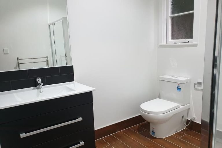 Photo of property in 119 Glenmore Street, Kelburn, Wellington, 6012