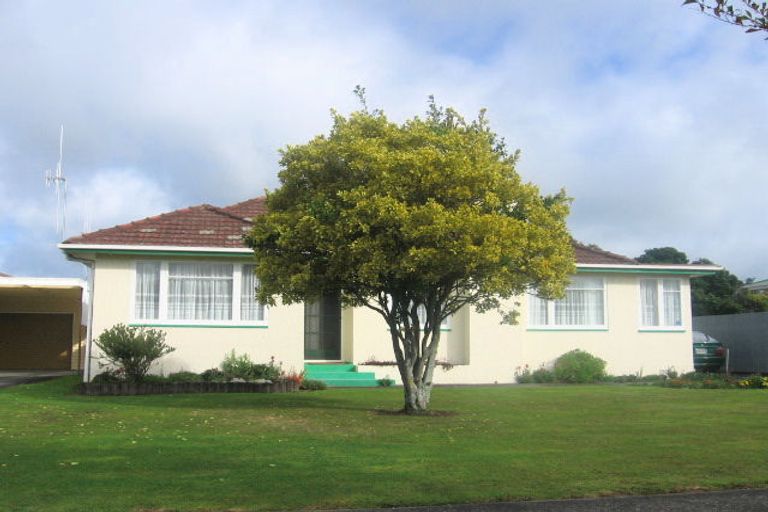 Photo of property in 16 Gloucester Street, Takaro, Palmerston North, 4412