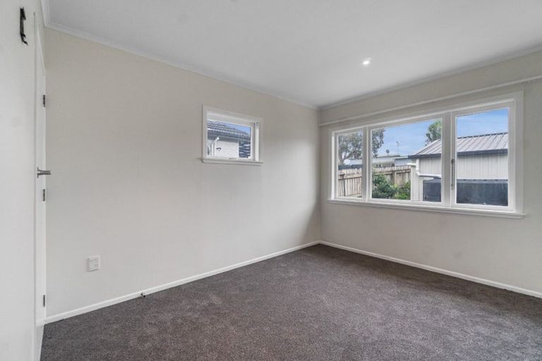 Photo of property in 13 Freyberg Crescent, Pukekohe, 2120