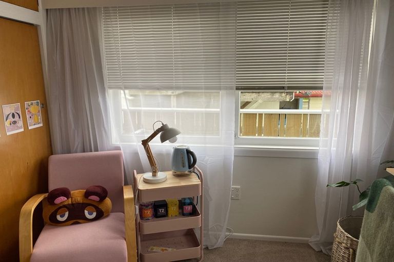 Photo of property in 31 Kaihuia Street, Northland, Wellington, 6012