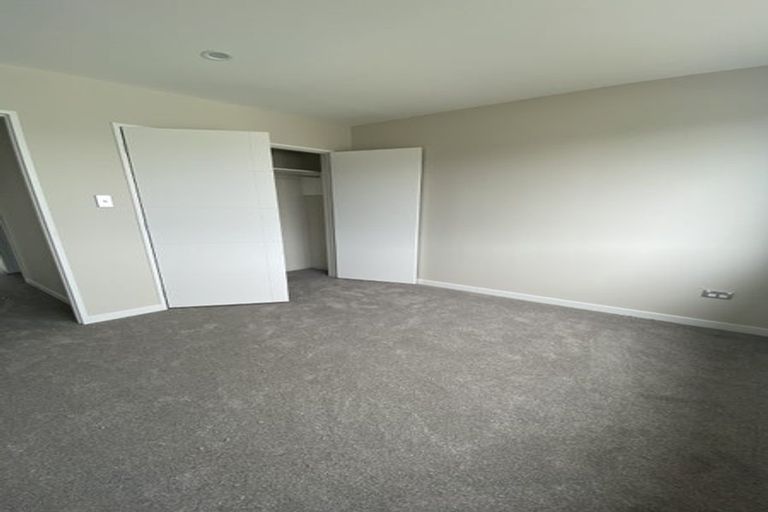 Photo of property in 208b Mahia Road, Weymouth, Auckland, 2103