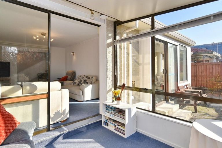 Photo of property in 2 Sawyers Arms Road, Northcote, Christchurch, 8052