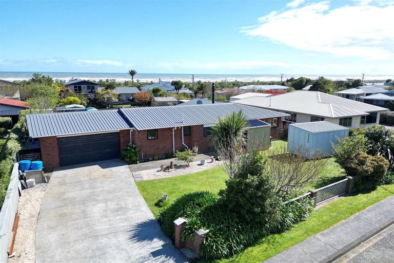 Photo of property in 12 Ogilvie Road, Gladstone, Greymouth, 7805