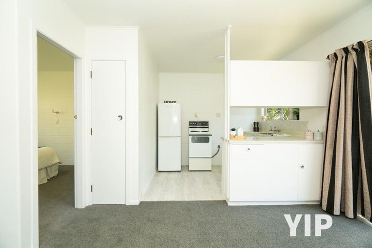 Photo of property in 16a Glen Alton Avenue, Paparangi, Wellington, 6037