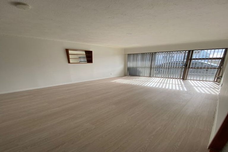 Photo of property in 4/215 Shirley Road, Papatoetoe, Auckland, 2025