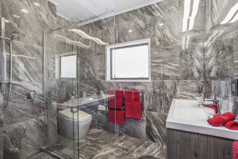 Photo of property in 105 Mairetahi Road, South Head, Helensville, 0874