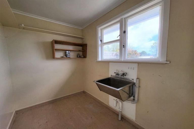 Photo of property in 17 Maire Street, Levin, 5510