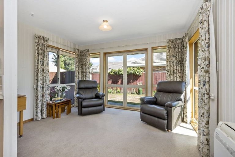 Photo of property in 3/324 Sawyers Arms Road, Bishopdale, Christchurch, 8053