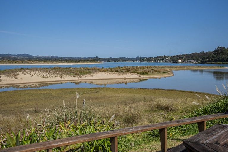 Photo of property in 36 Te Maika Road, Ngunguru, Whangarei, 0173