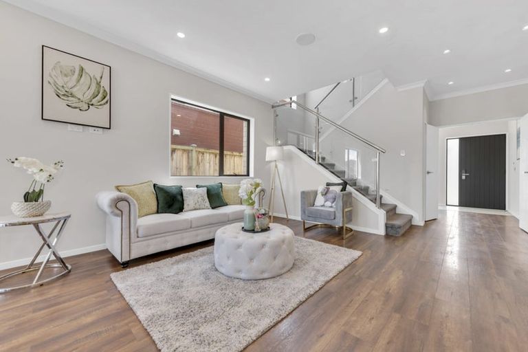 Photo of property in 11 Hangahai Road, Flat Bush, Auckland, 2019